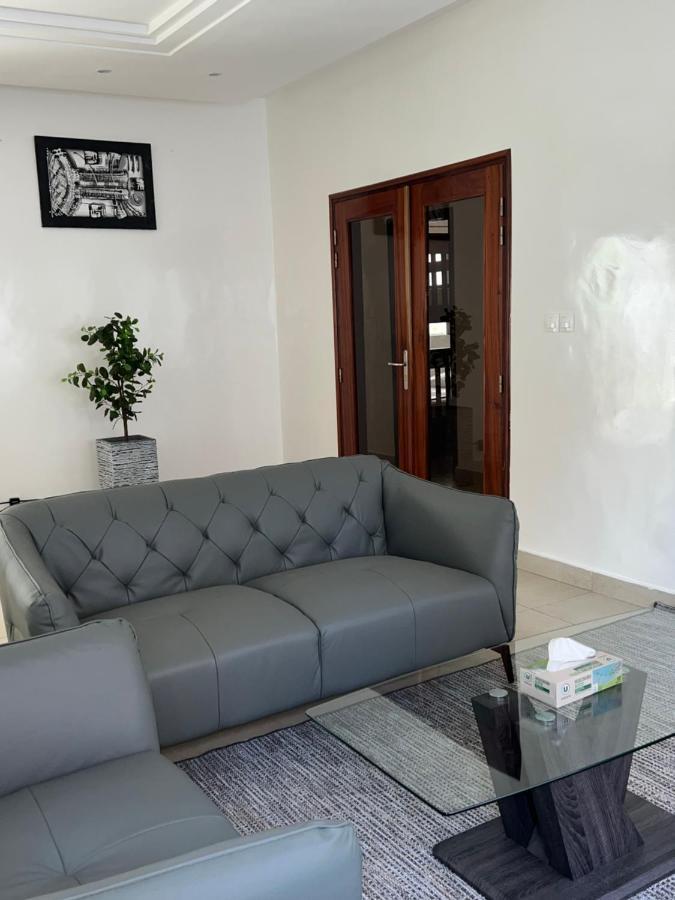 Residence La Renaissance De Dakar Ouakam Esterno foto